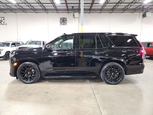 Used 2023 Cadillac Escalade Sport w/ LPO, ONYX Package AWD/4WD image 7