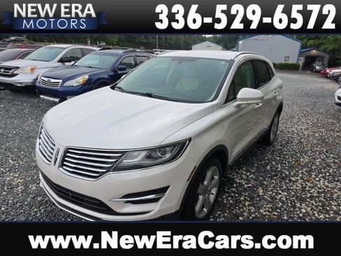 Used 2017 Lincoln MKC Premiere FWD image 1