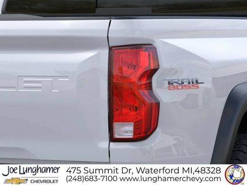 New 2026 Chevrolet Colorado Trail Boss AWD/4WD image 13