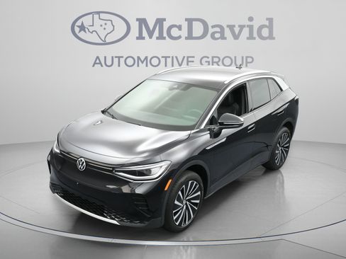 Used 2023 Volkswagen ID.4 Pro S Plus AWD/4WD image 34