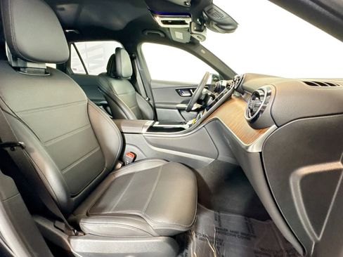 Certified 2025 Mercedes-Benz GLC 300 image 26