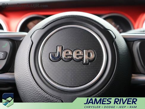 Used 2020 Jeep Gladiator Rubicon image 26