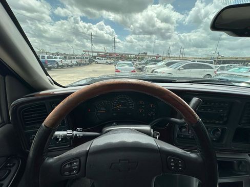 Used 2007 Chevrolet Silverado 1500 LT w/ Onstar Plus Package image 45