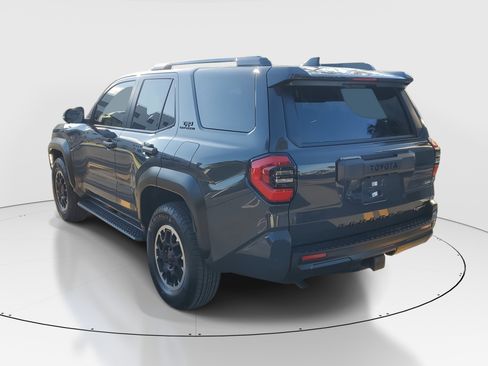 Used 2025 Toyota 4Runner TRD Off-Road Premium image 5