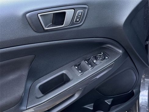 Used 2021 Ford EcoSport SE image 19