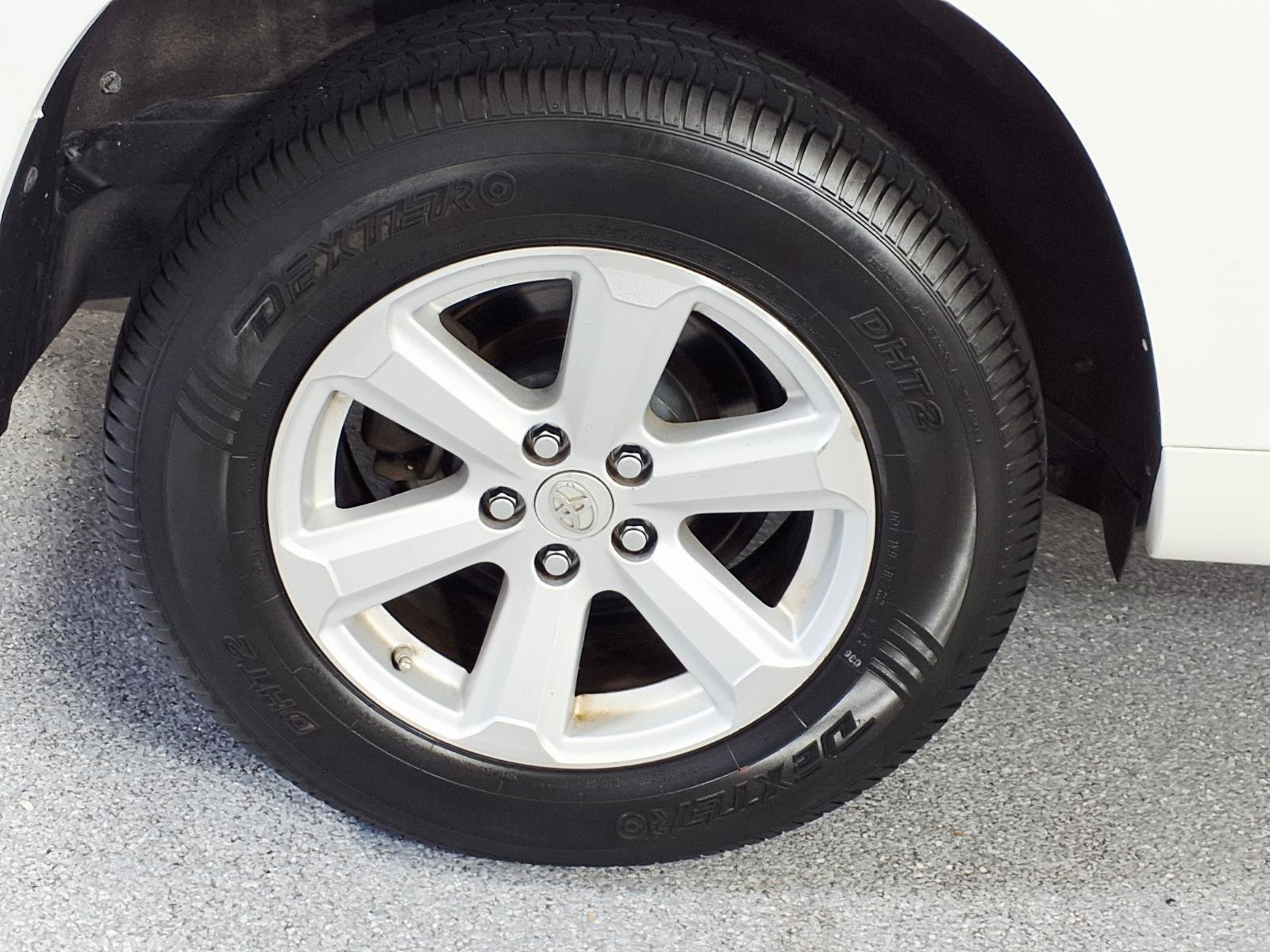 Used 2010 Toyota Highlander 2WD w/ Convenience Pkg image 6
