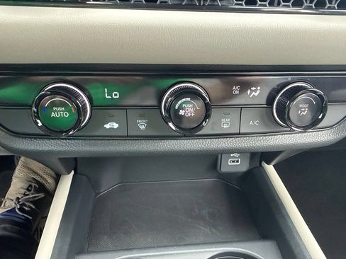 Used 2023 Honda HR-V LX image 24