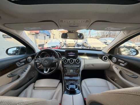 Used 2015 Mercedes-Benz C 300 4MATIC Sedan image 36