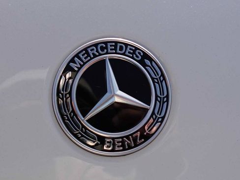 Used 2026 Mercedes-Benz GLC 300 4MATIC image 22