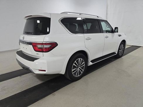 Used 2024 Nissan Armada SL w/ Captain's Chairs Package RWD image 2