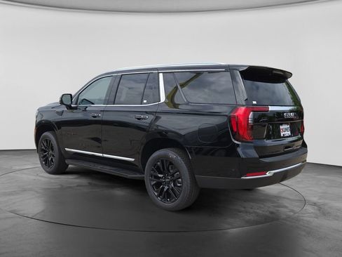 New 2026 GMC Yukon Elevation w/ LPO, Elevation Black Package AWD/4WD image 8