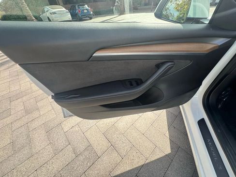 Used 2023 Tesla Model 3 Standard Range image 22