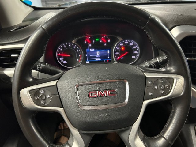 Used 2020 GMC Acadia SLE FWD image 15