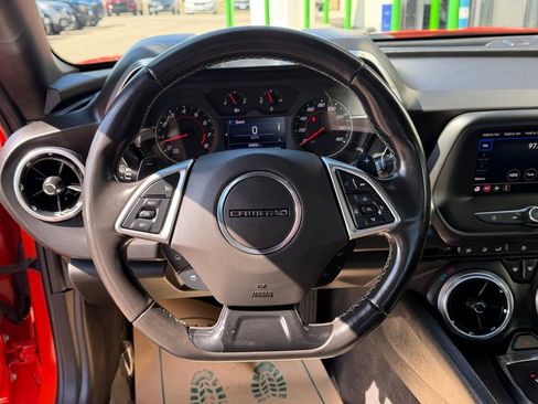 Used 2020 Chevrolet Camaro LT RWD image 16