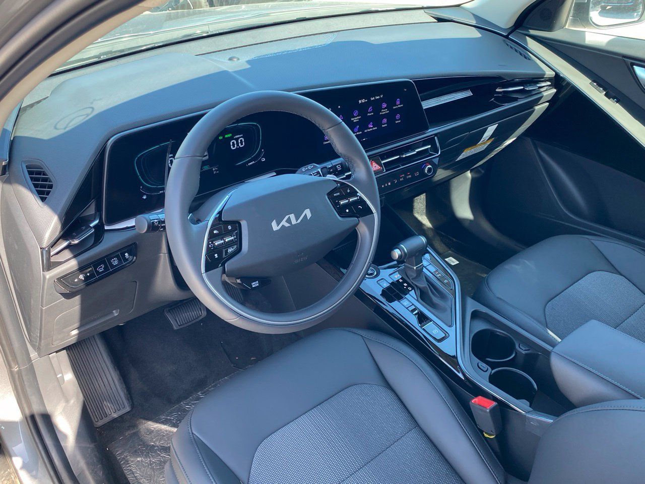 New 2026 Kia Niro EX FWD image 12
