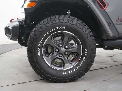 Used 2022 Jeep Gladiator Rubicon w/ Trailer Tow Package AWD/4WD image 31