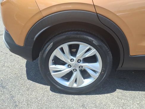 Certified 2024 Buick Encore GX Preferred FWD image 9