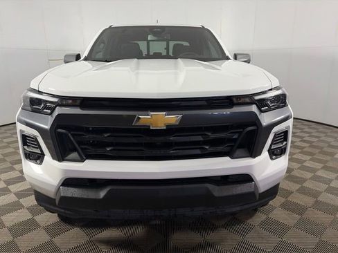 New 2026 Chevrolet Colorado LT w/ LT Convenience Package AWD/4WD image 3