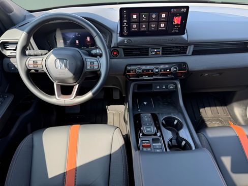 Certified 2026 Honda Passport TrailSport image 10