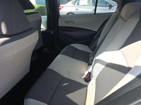 Used 2023 Toyota Corolla SE w/ SE Premium Package FWD image 7