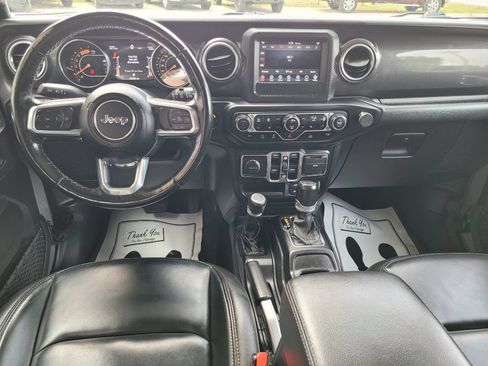 Used 2021 Jeep Wrangler Unlimited Sahara AWD/4WD image 46