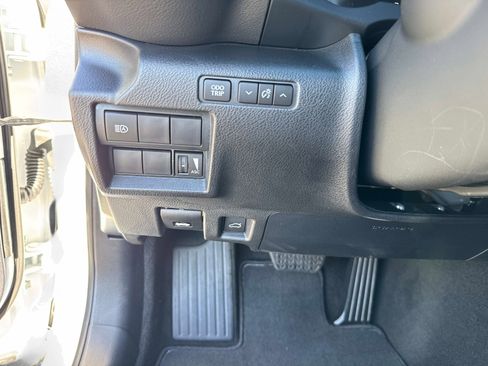 Certified 2025 Lexus IS 350 F Sport image 31