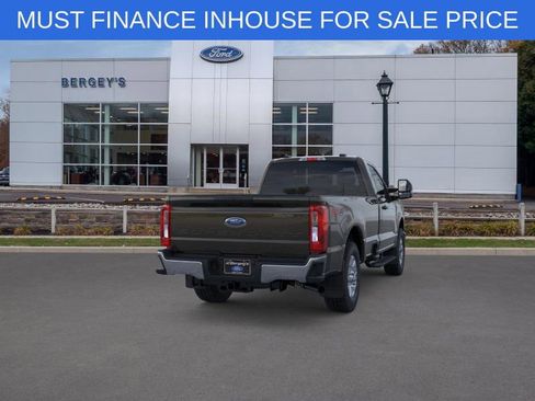 New 2025 Ford F350 XLT w/ FX4 Off-Road Package image 8