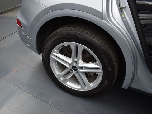 Used 2024 Audi Q5 e Premium Plus image 29