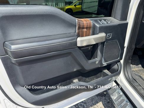 Used 2017 Ford F150 Lariat w/ Equipment Group 502A Luxury image 22