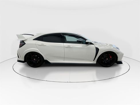 Used 2019 Honda Civic Type R image 9
