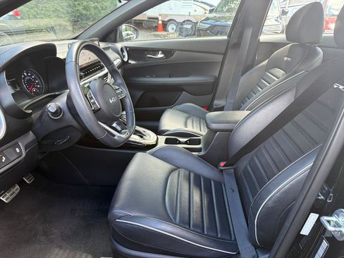 Used 2023 Kia Forte GT-Line w/ GT-Line Premium Package FWD image 19