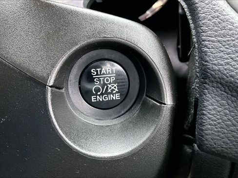 Used 2018 Jeep Compass Latitude w/ Popular Equipment Group image 35