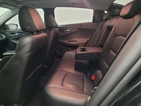 Used 2017 Chevrolet Malibu Premier w/ Premier Sun and Wheel Package FWD image 18