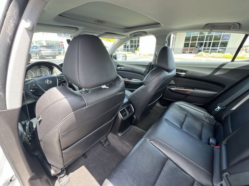 Used 2015 Acura TLX w/ Technology Package FWD image 27