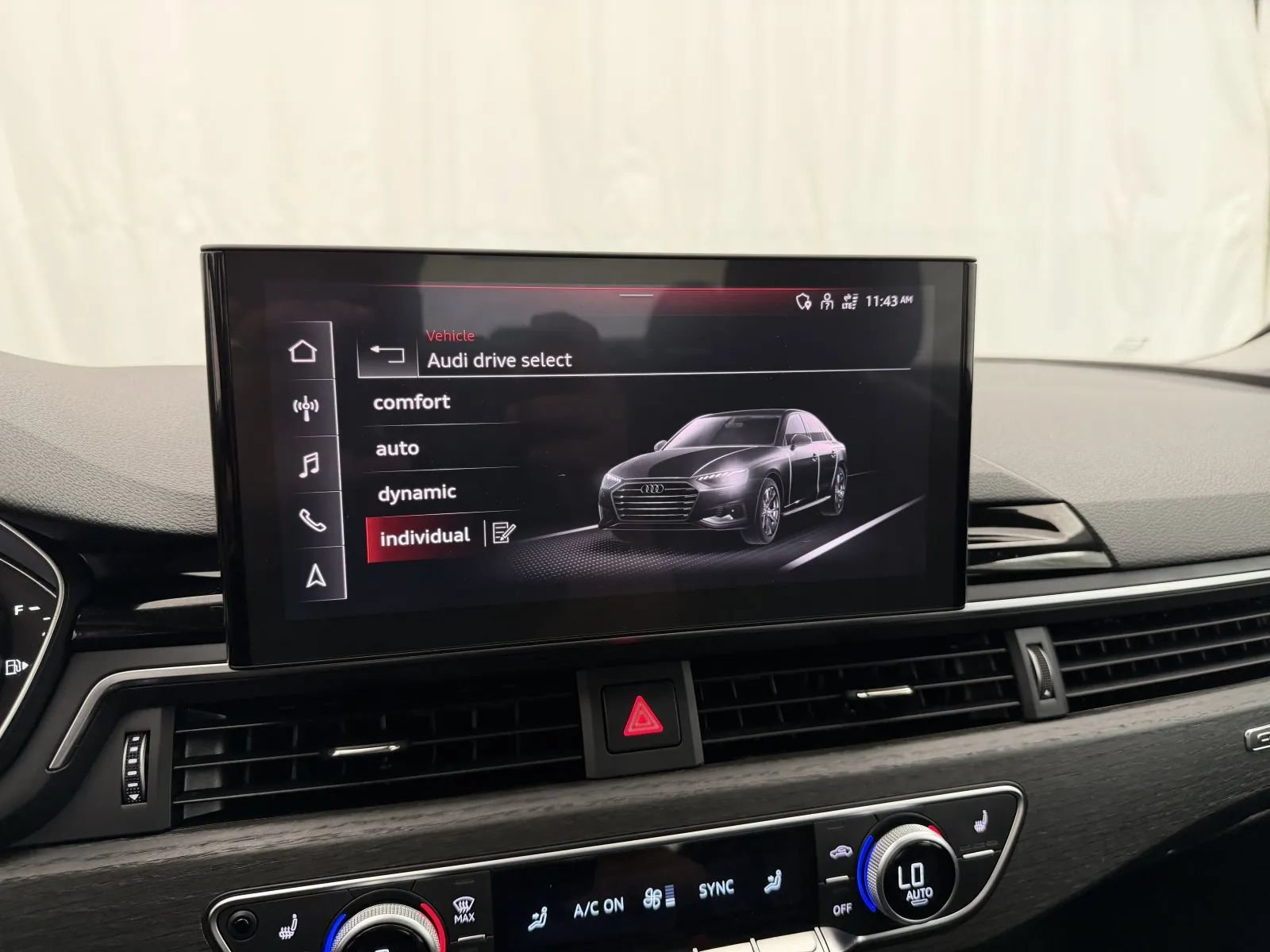 Used 2021 Audi A4 2.0T Premium w/ Convenience Package AWD/4WD image 22