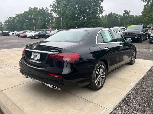 Used 2023 Mercedes-Benz E 350 4MATIC Sedan image 9