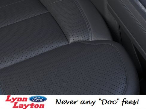 New 2026 Ford F250 Platinum AWD/4WD image 16