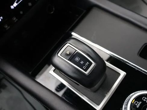 Used 2024 Mitsubishi Outlander Ralliart AWD/4WD image 36