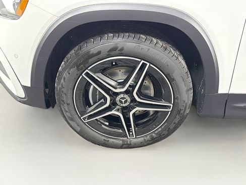 New 2026 Mercedes-Benz GLB 250 4MATIC image 33