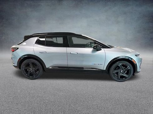New 2026 Chevrolet Equinox EV RS FWD image 5