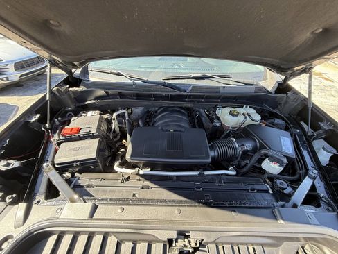 Used 2019 Chevrolet Silverado 1500 LT w/ Convenience Package image 28