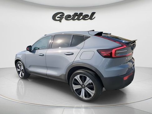 Used 2023 Volvo C40 Recharge Core image 6