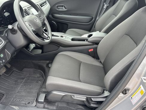 Used 2022 Honda HR-V EX image 10