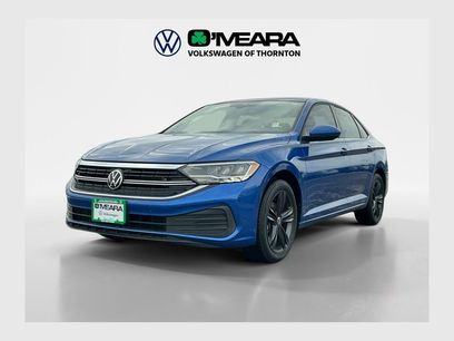 Used 2022 Volkswagen Jetta SE w/ Panoramic Sunroof Package