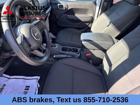 Used 2022 Jeep Wrangler Sport AWD/4WD image 14