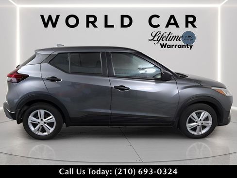 Used 2024 Nissan Kicks S FWD image 1
