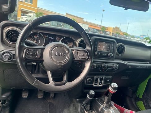 Used 2018 Jeep Wrangler Sport w/ Quick Order Package 23S AWD/4WD image 13