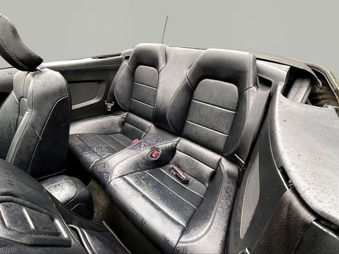 Used 2016 Ford Mustang Premium RWD image 21