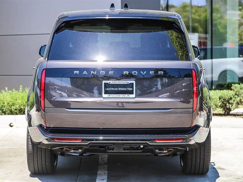 New 2025 Land Rover Range Rover Autobiography image 7