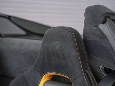 Used 2022 McLaren 720S Spider RWD image 38